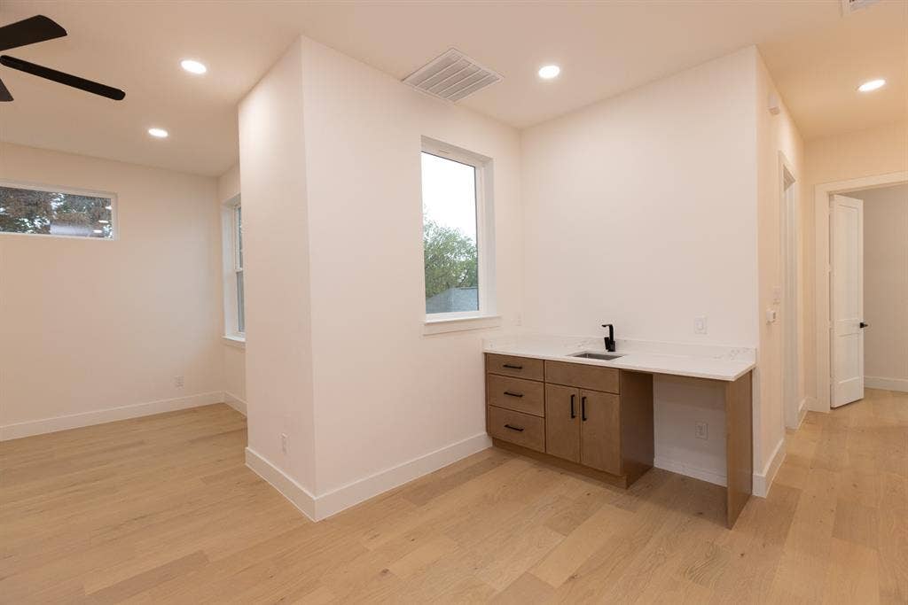 4237 Sylvester Street, Dallas, TX 75219