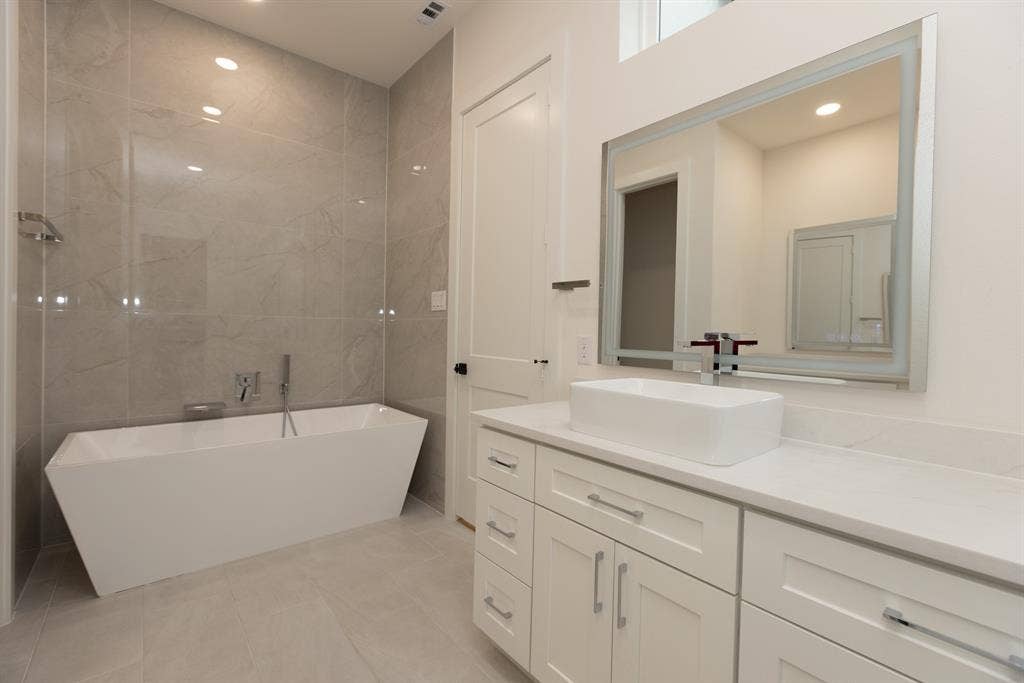 4237 Sylvester Street, Dallas, TX 75219