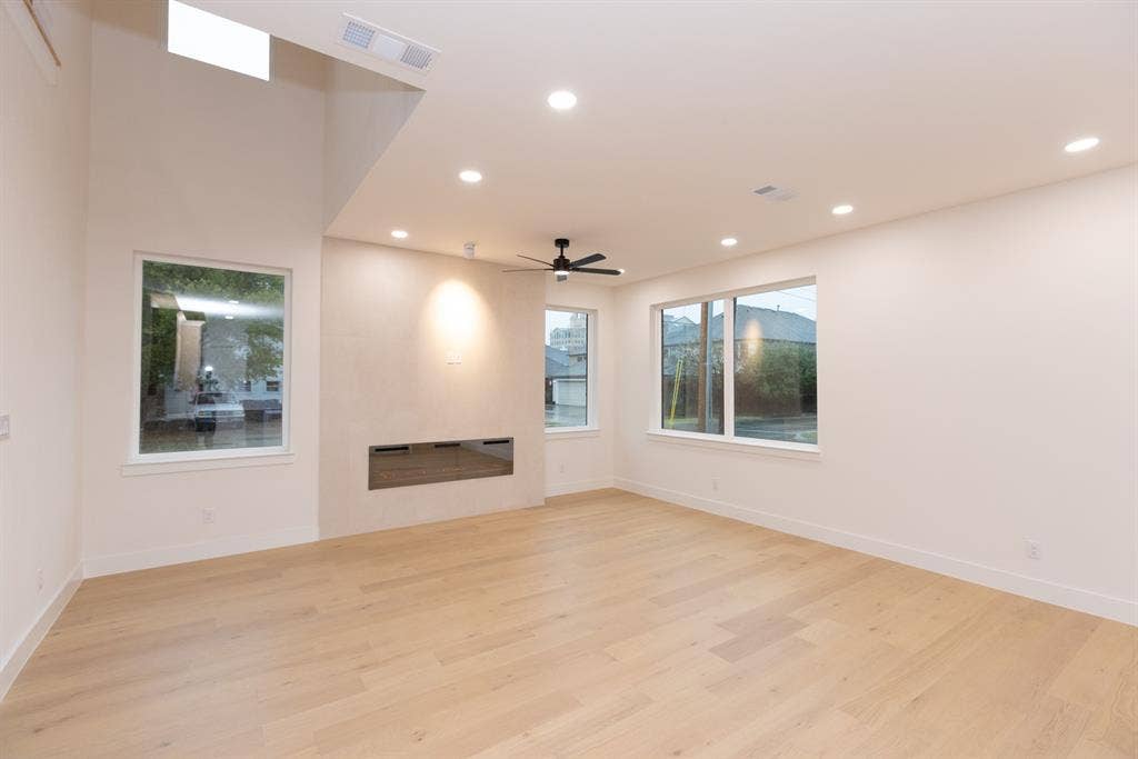 4237 Sylvester Street, Dallas, TX 75219
