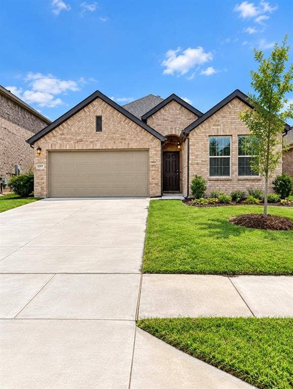 Property photo for 717 Big Bend Parkway, Princeton, TX