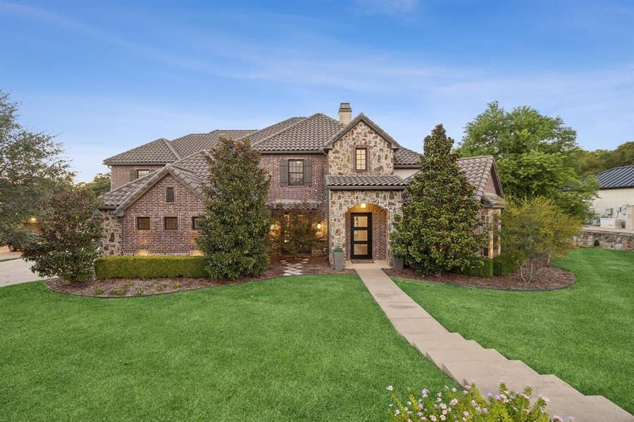 Property photo for 236 Summer Tanager Lane, Heath, TX