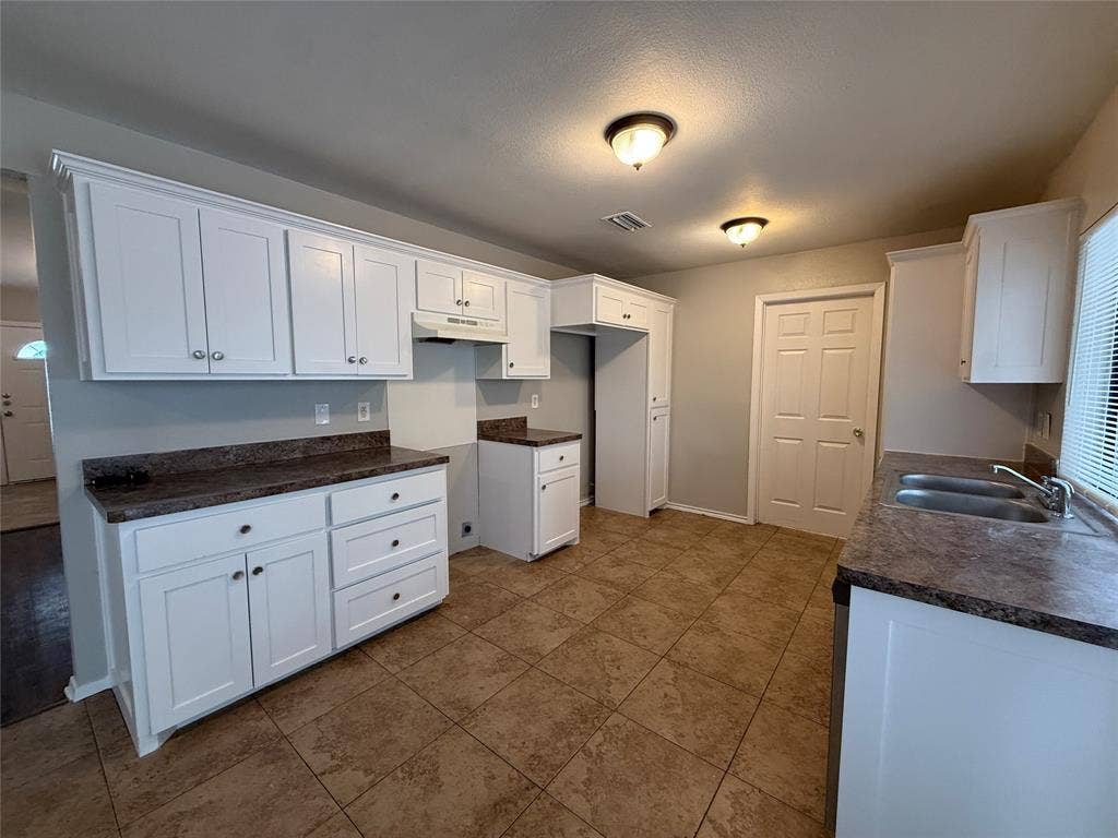1464 Larchmont Drive, Plano, TX 75074 1464 Larchmont Drive, Plano, TX 75074