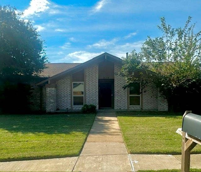 936 Carlsbad Drive, Plano, TX 75023 936 Carlsbad Drive, Plano, TX 75023