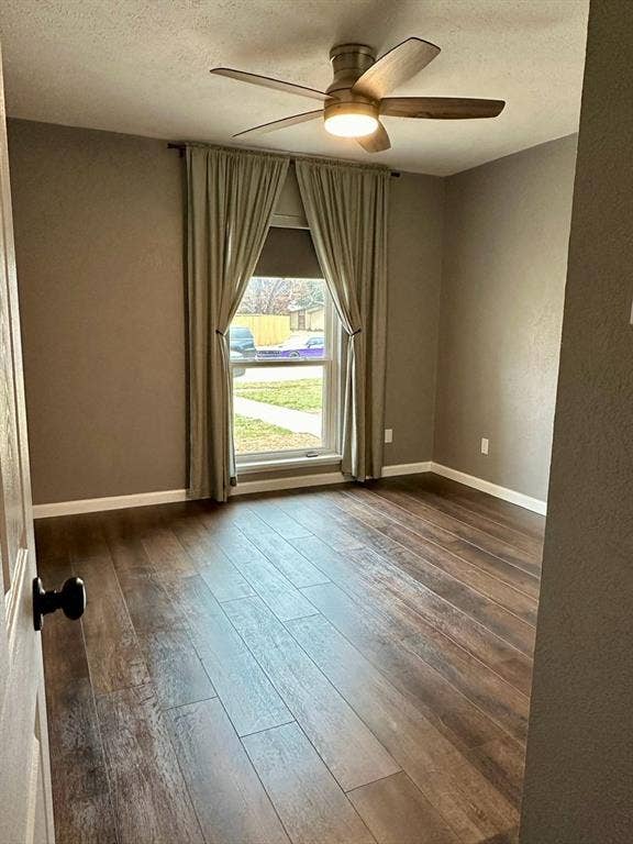 936 Carlsbad Drive, Plano, TX 75023 Secondary and smaller bedroom
