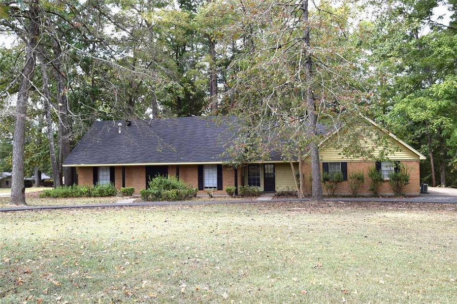 Property photo for 366 Chris Drive, Minden, LA