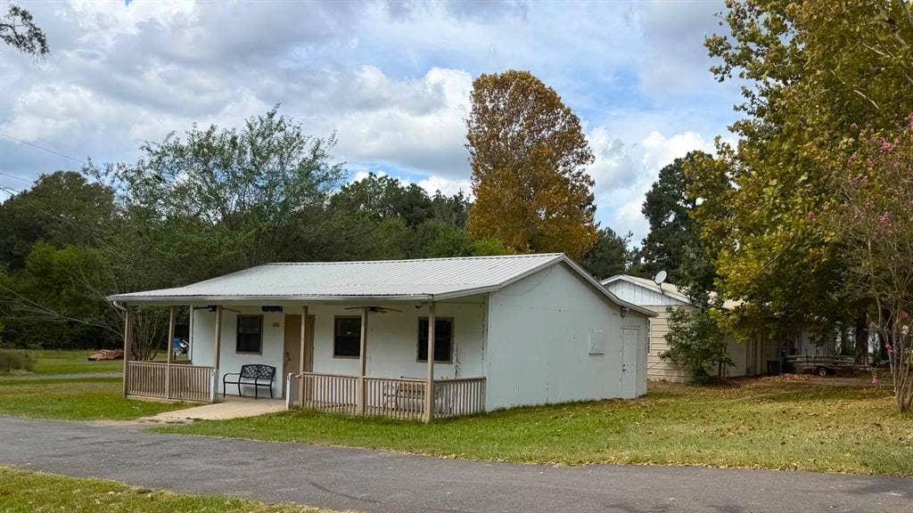 8783 Highway 4, Castor, LA 71016 8783 Highway 4, Castor, LA 71016