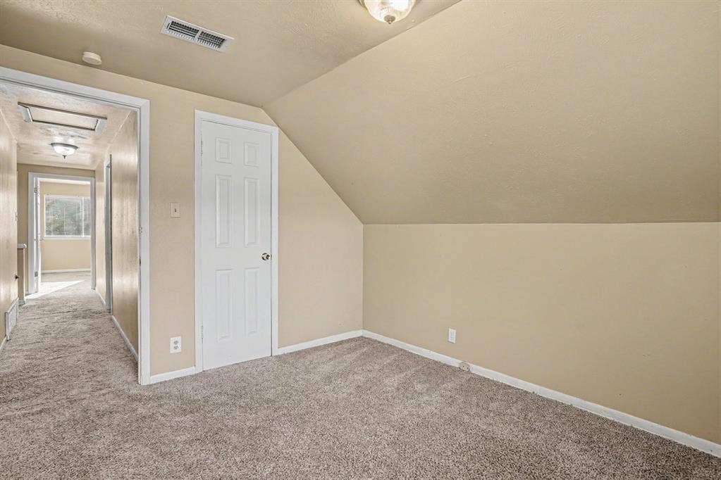 1414 Finley Road, Irving, TX 75062 Wall-to-wall carpeting and neutral wall tones