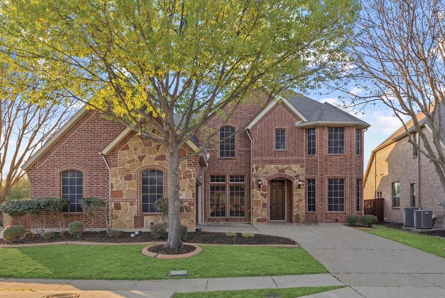 Property photo for 201 Chatfield Drive, Rockwall, TX