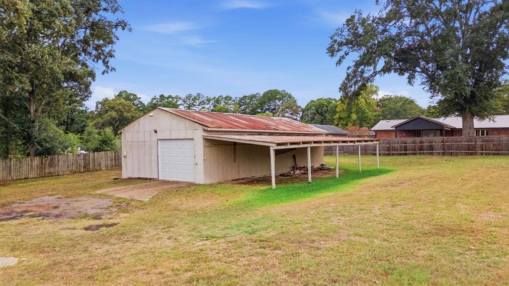 11206 Timber Creek Circle, Tyler, TX 75707 11206 Timber Creek Circle, Tyler, TX 75707