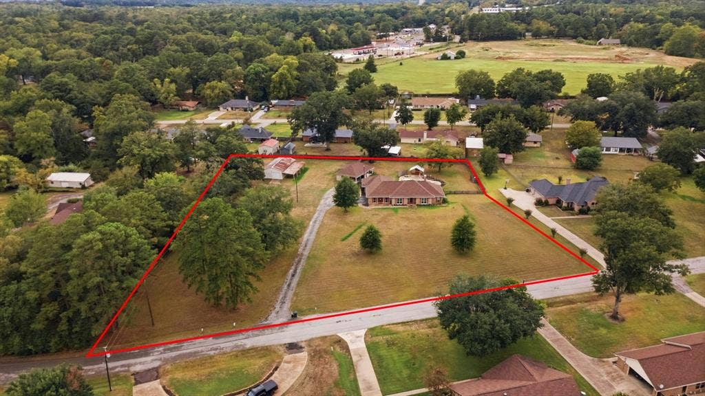 11206 Timber Creek Circle, Tyler, TX 75707 11206 Timber Creek Circle, Tyler, TX 75707