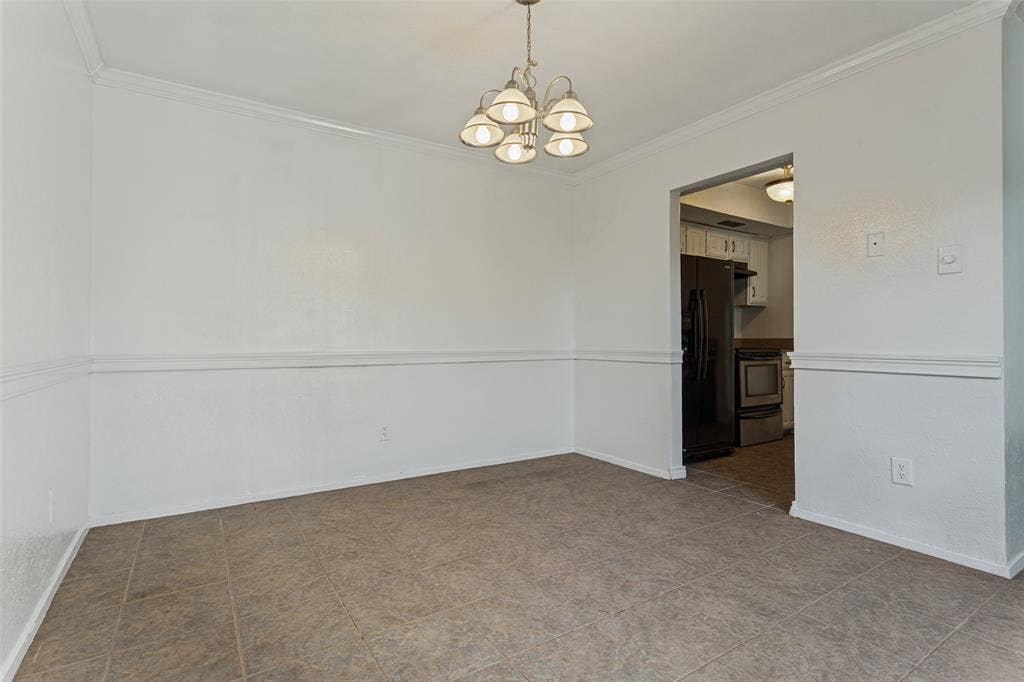 2820 Southern Cross Drive, Garland, TX 75044