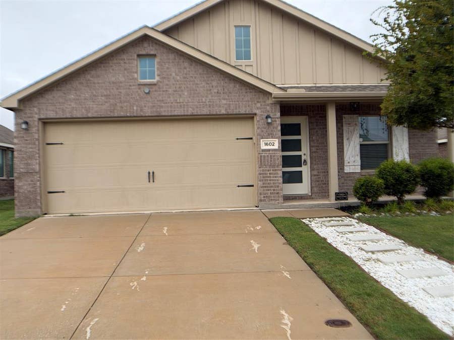 Property photo for 1602 Stonefield Drive, Anna, TX