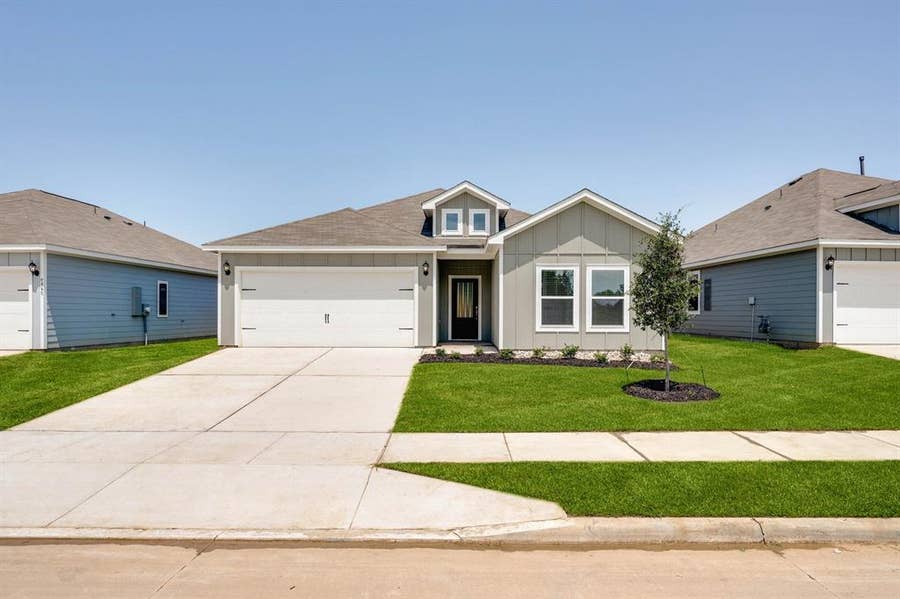 Property photo for 1317 Helca Drive, Fort Worth, TX