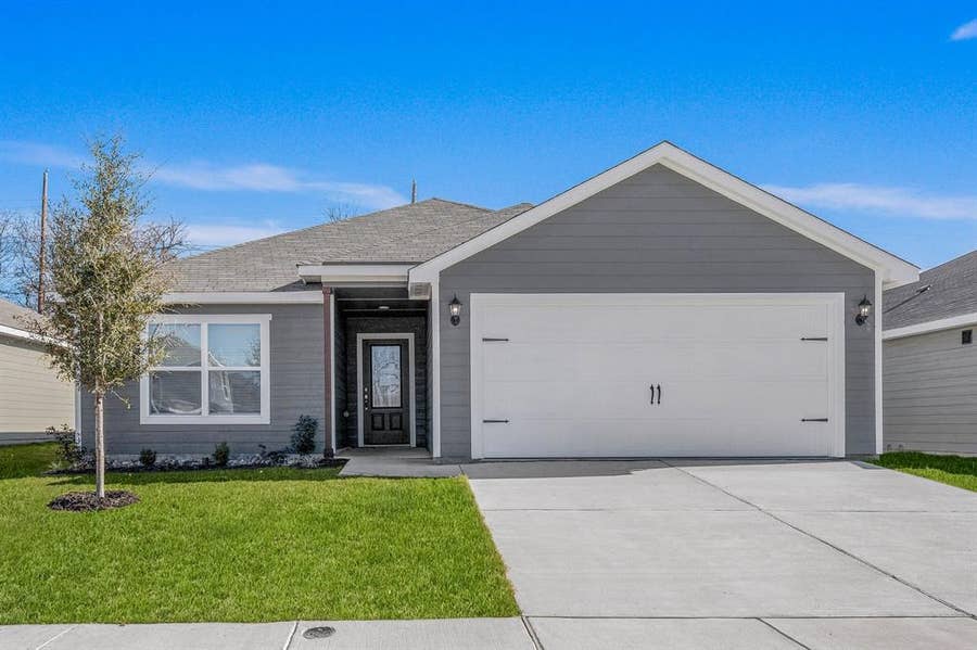 Property photo for 6320 Hyena Hollow Drive, Dallas, TX