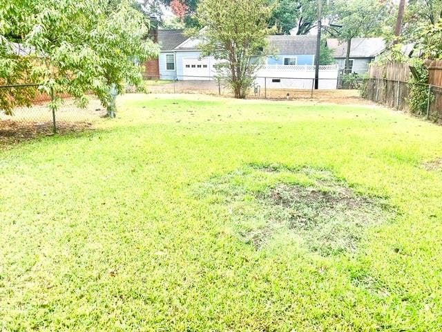 904 W Ave E, Garland, TX 75040 Gated Rear Yard