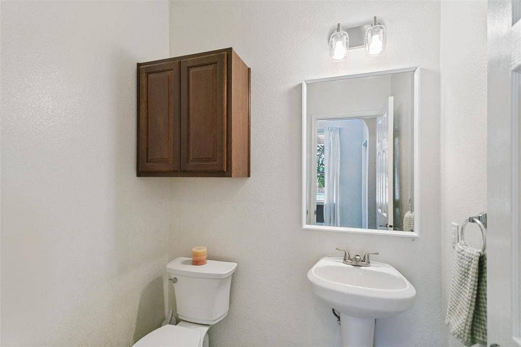 6501 Texana Way, Plano, TX 75074 6501 Texana Way, Plano, TX 75074