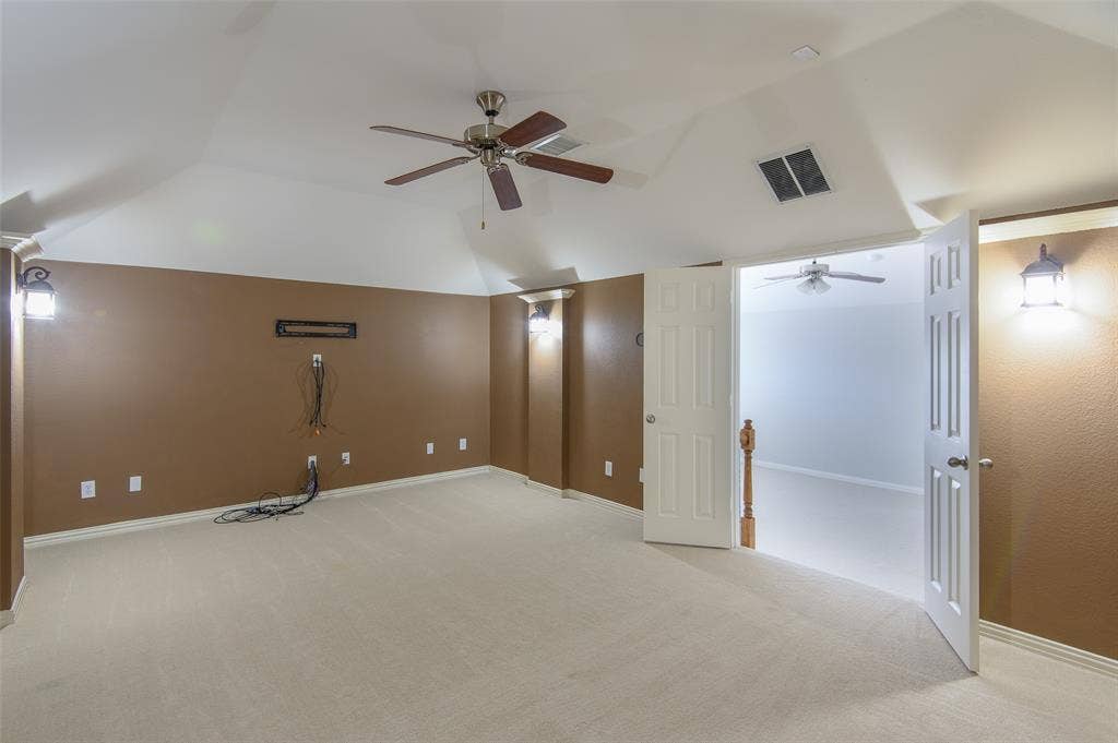 926 Sloan Drive, Allen, TX 75013 926 Sloan Drive, Allen, TX 75013