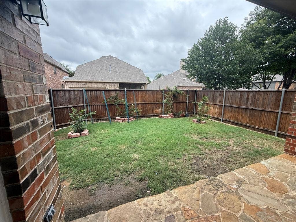926 Sloan Drive, Allen, TX 75013 926 Sloan Drive, Allen, TX 75013