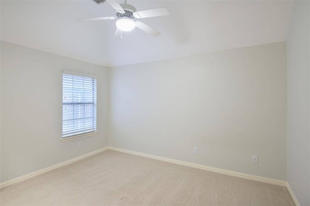 926 Sloan Drive, Allen, TX 75013 926 Sloan Drive, Allen, TX 75013