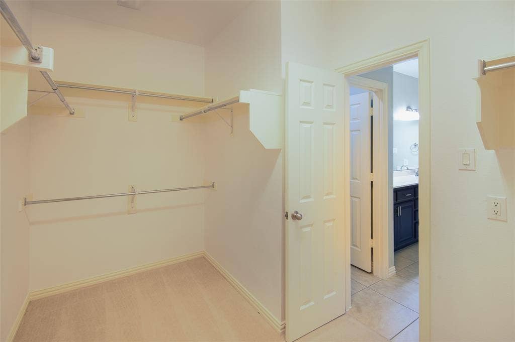 926 Sloan Drive, Allen, TX 75013 926 Sloan Drive, Allen, TX 75013