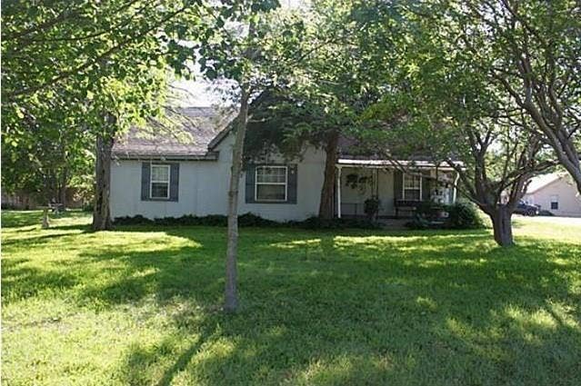 Property photo for 1220 Garza Lane, Little Elm, TX
