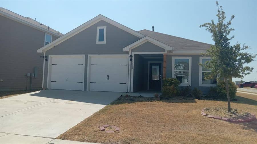 Property photo for 1300 Redpine Drive, Fort Worth, TX