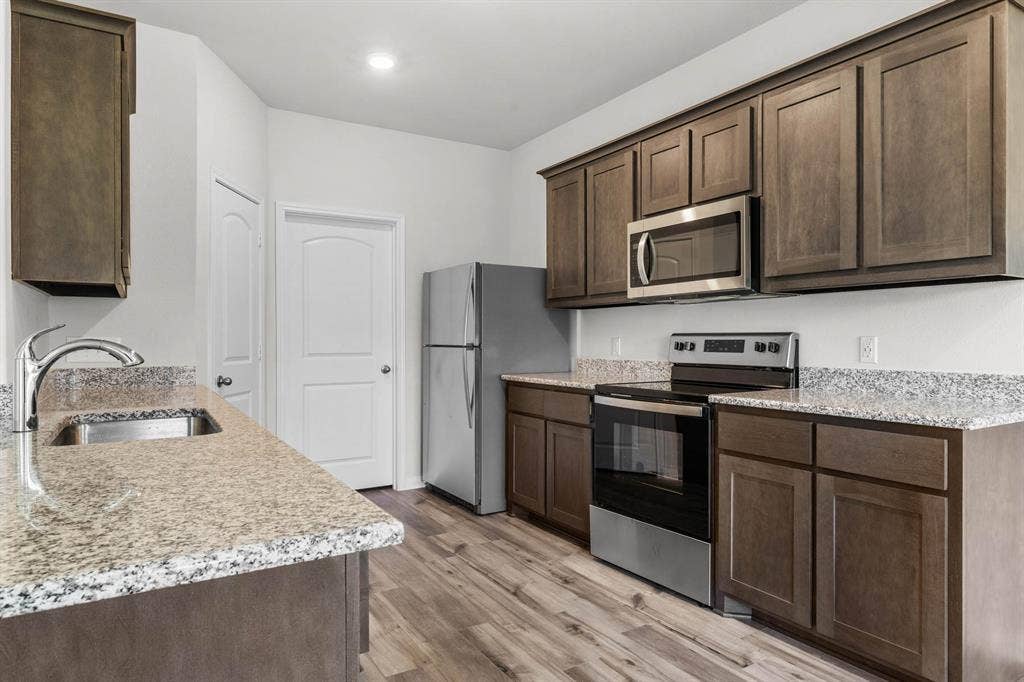 6302 Hyena Hollow Drive, Dallas, TX 75241 6302 Hyena Hollow Drive, Dallas, TX 75241