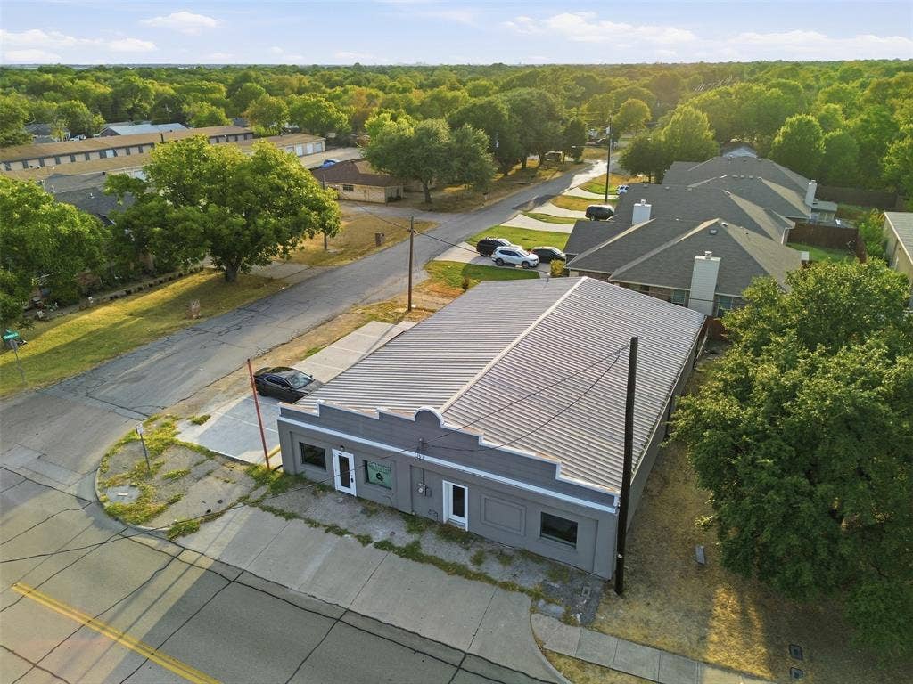 625-627 S Rogers Road, Irving, TX 75060 625-627 S Rogers Road, Irving, TX 75060