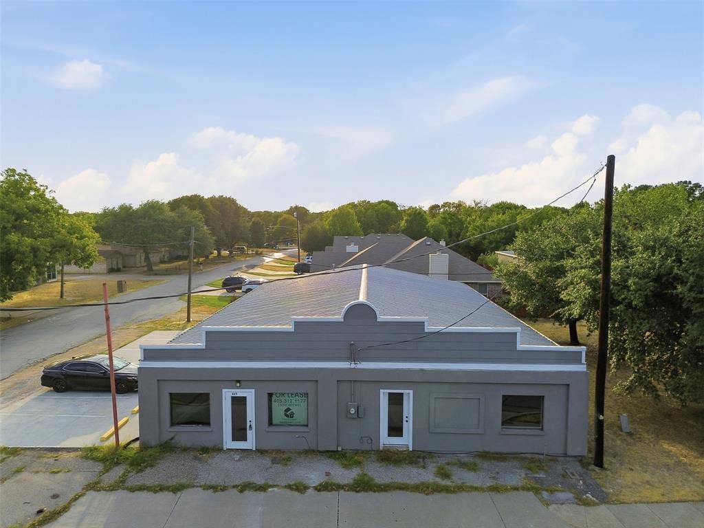 625-627 S Rogers Road, Irving, TX 75060 625-627 S Rogers Road, Irving, TX 75060