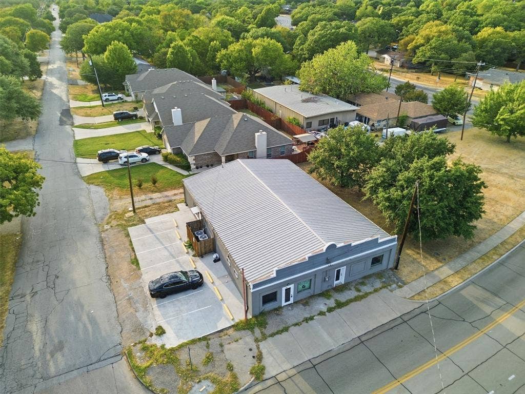 625-627 S Rogers Road, Irving, TX 75060 625-627 S Rogers Road, Irving, TX 75060