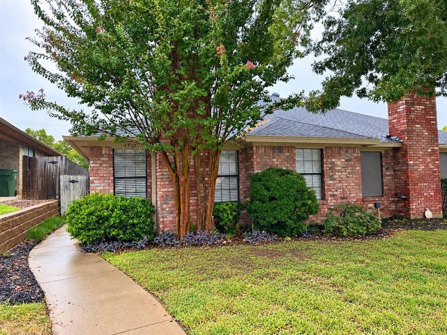 Property photo for 4707 Sausalito Drive, Arlington, TX