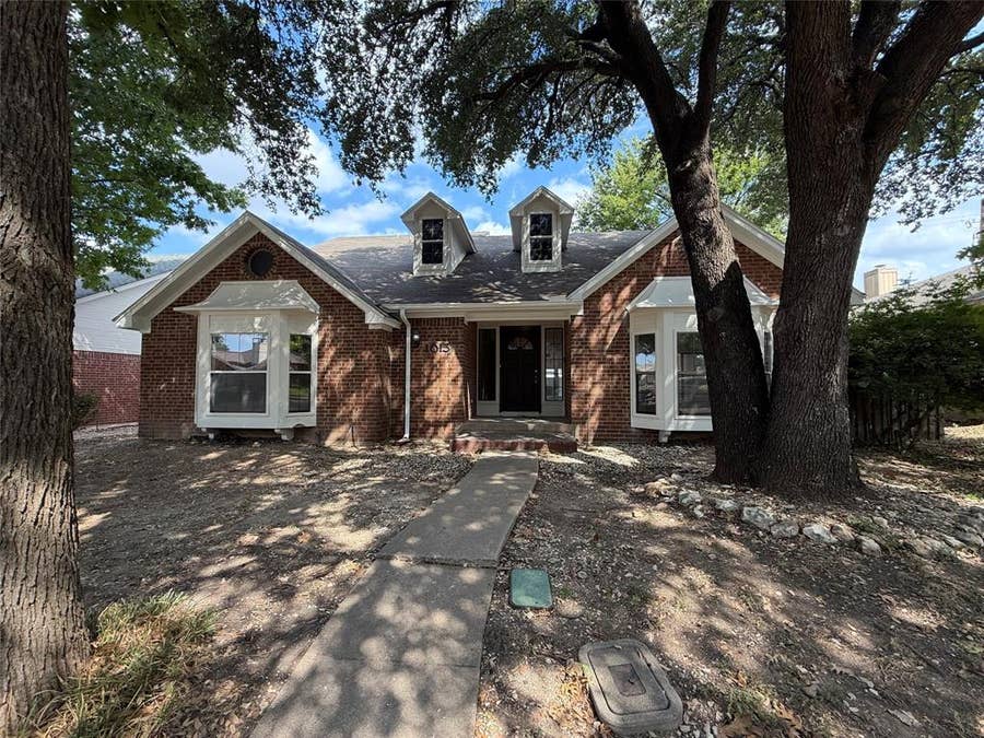 Property photo for 1015 Astaire Avenue, Duncanville, TX