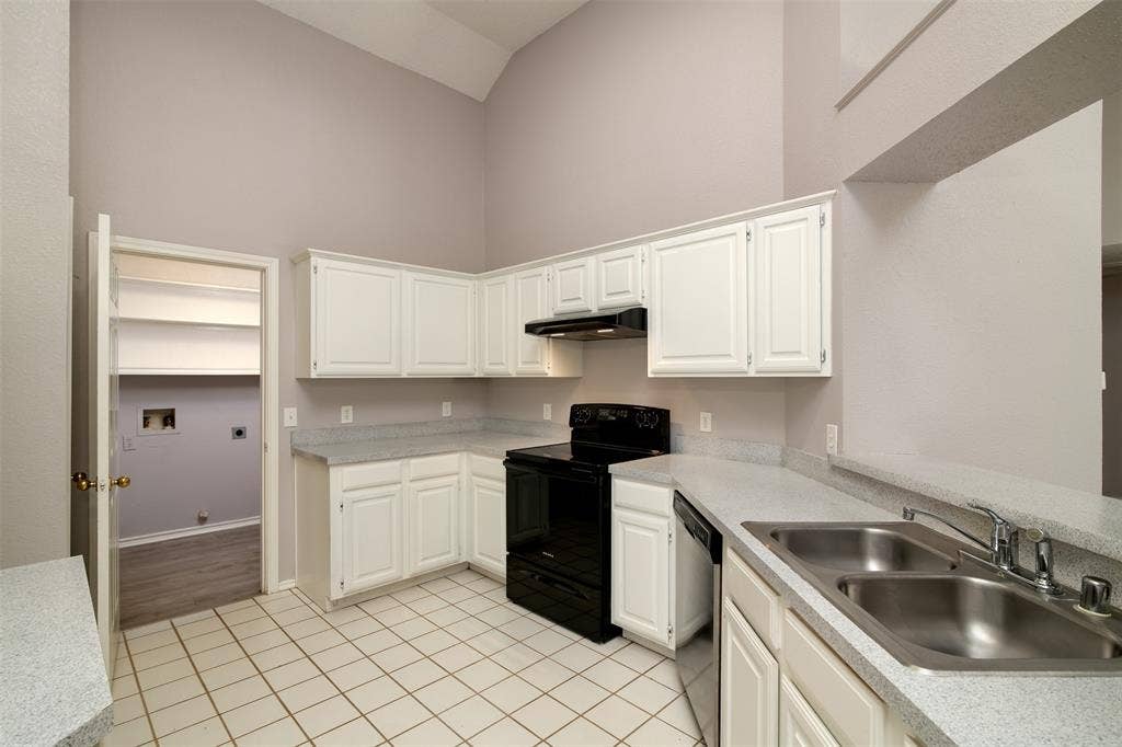 1329 Maywood Court, Plano, TX 75023 1329 Maywood Court, Plano, TX 75023