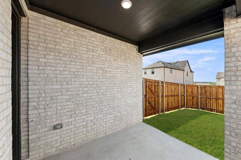 1429 Tipperary Drive, Celina, TX 75009 1429 Tipperary Drive, Celina, TX 75009