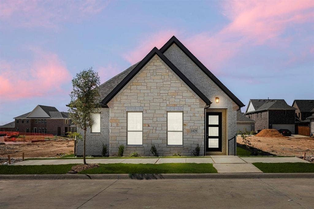 1429 Tipperary Drive, Celina, TX 75009 1429 Tipperary Drive, Celina, TX 75009