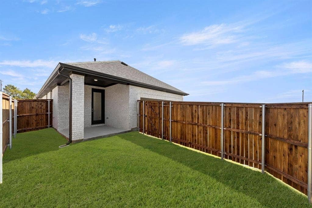 1429 Tipperary Drive, Celina, TX 75009 1429 Tipperary Drive, Celina, TX 75009