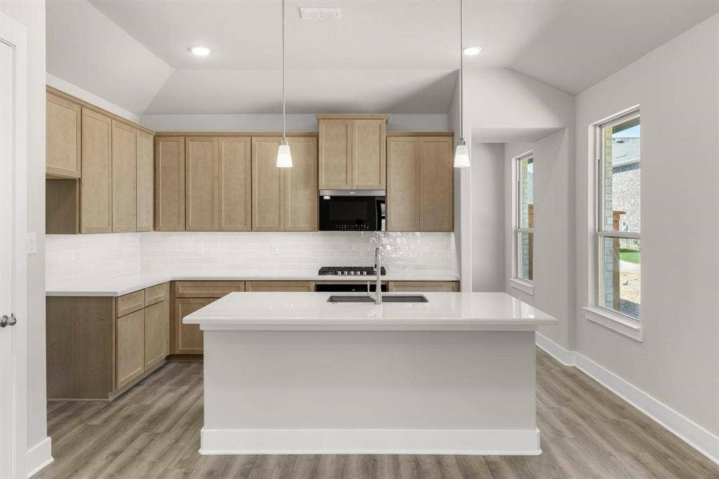 1429 Tipperary Drive, Celina, TX 75009 1429 Tipperary Drive, Celina, TX 75009