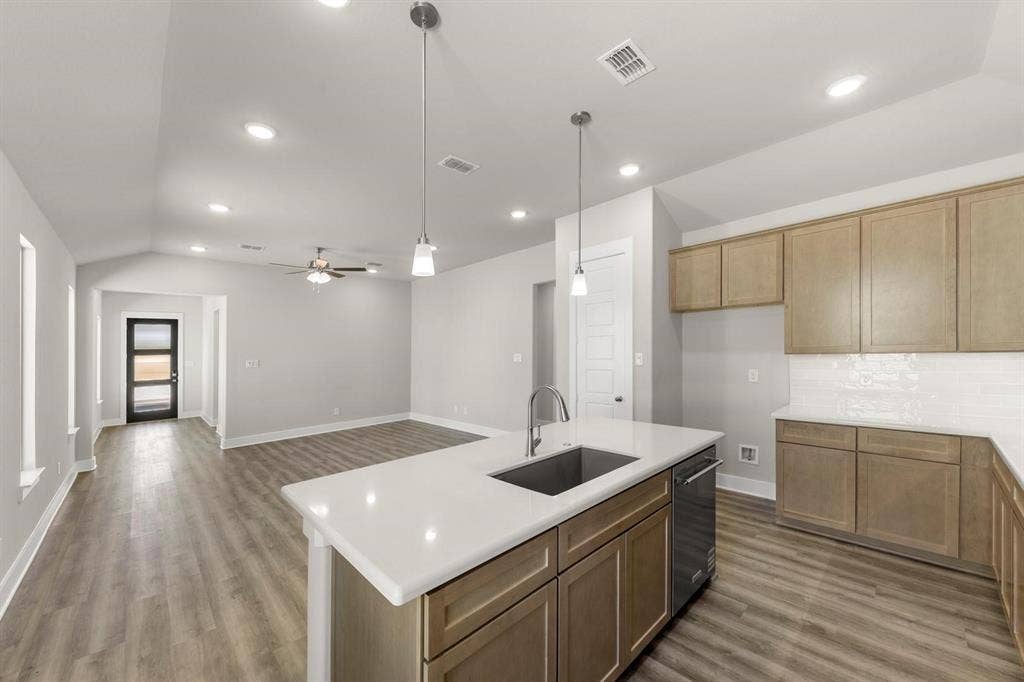 1429 Tipperary Drive, Celina, TX 75009 1429 Tipperary Drive, Celina, TX 75009