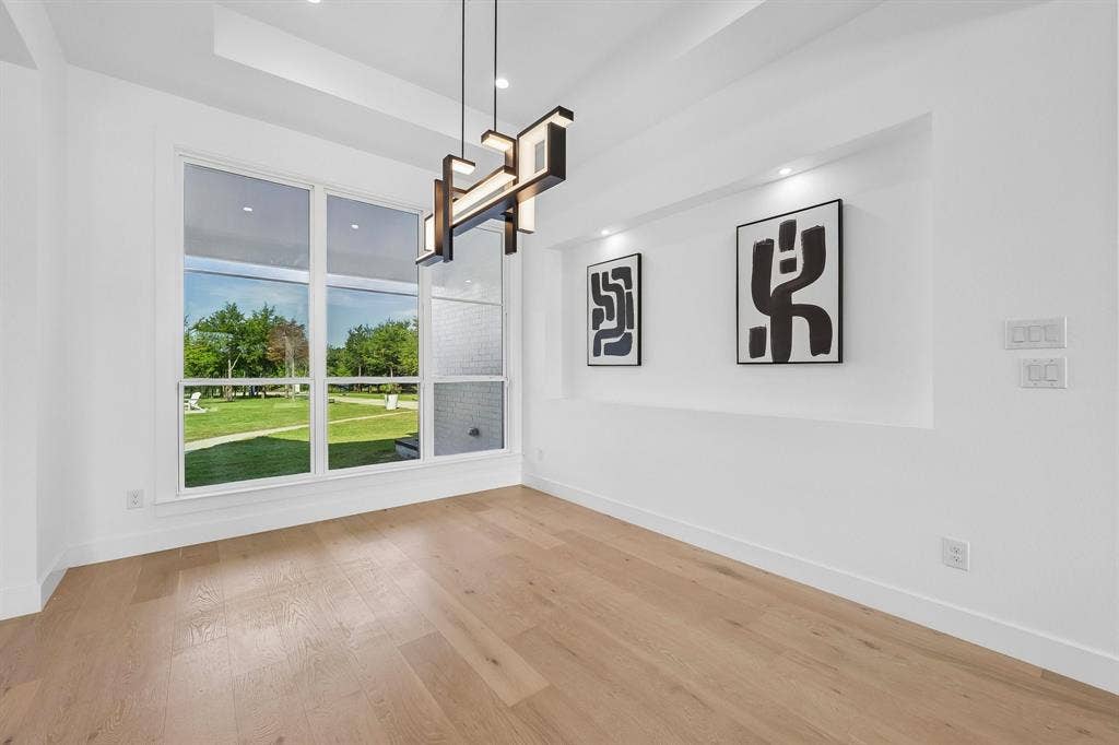 Formal Dining or Flex Space