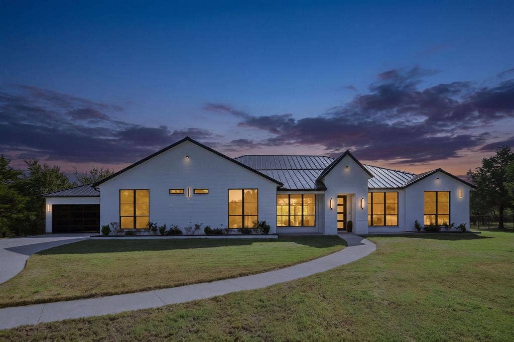 6293 Blackjack Oak, Royse City, TX 75189