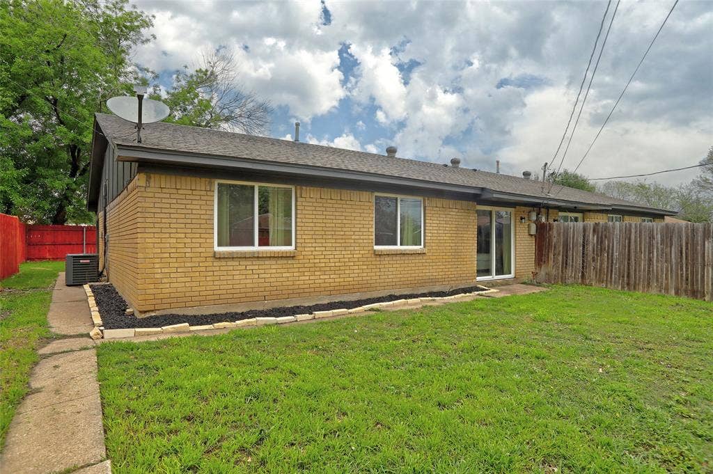 612 Royal Crest Drive, Richardson, TX 75081 Side 612