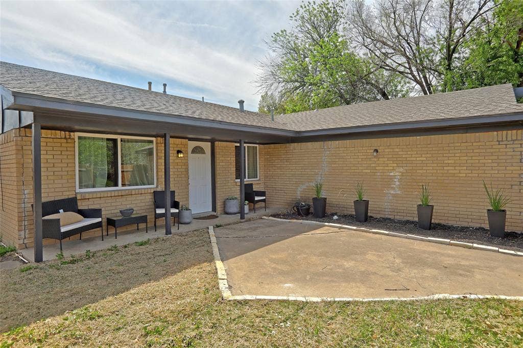 612 Royal Crest Drive, Richardson, TX 75081 side 614