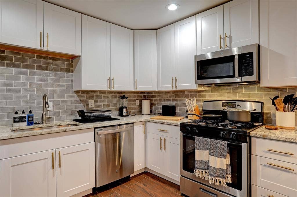 612 Royal Crest Drive, Richardson, TX 75081 Side 612