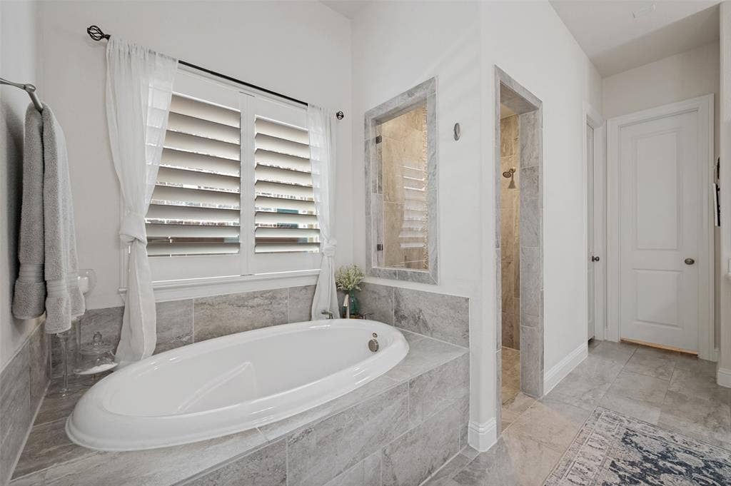 2144 Nassau Drive, McKinney, TX 75071 2144 Nassau Drive, McKinney, TX 75071