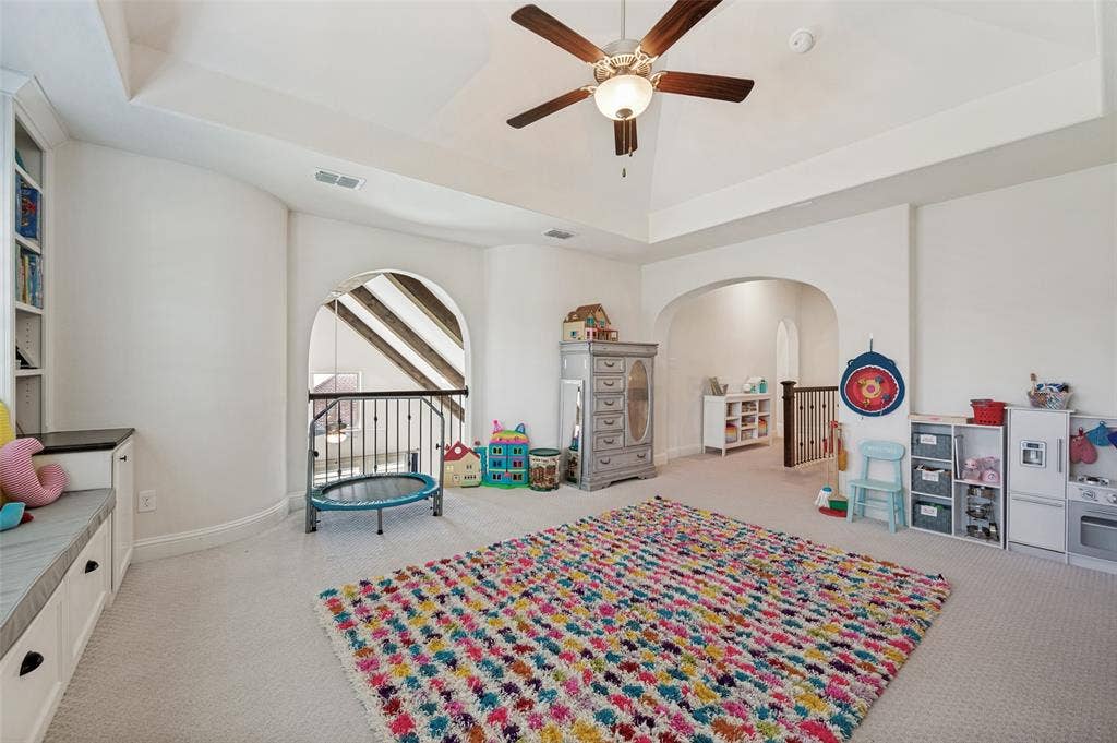 2144 Nassau Drive, McKinney, TX 75071 2144 Nassau Drive, McKinney, TX 75071