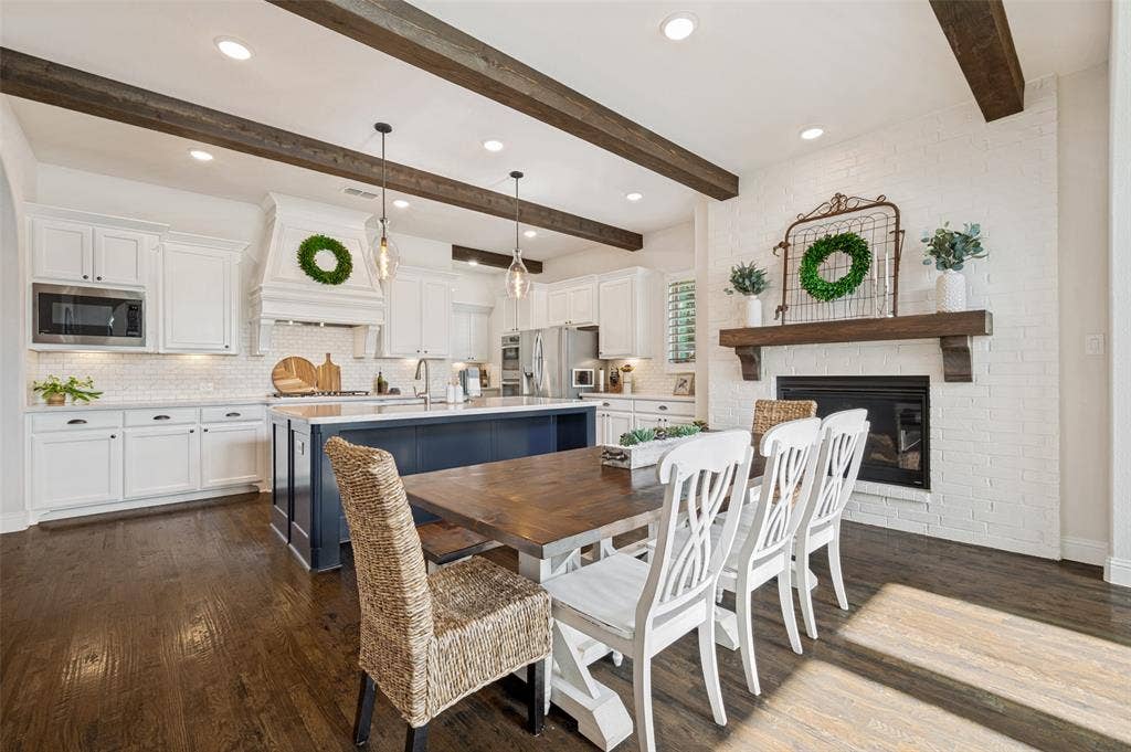 2144 Nassau Drive, McKinney, TX 75071 2144 Nassau Drive, McKinney, TX 75071