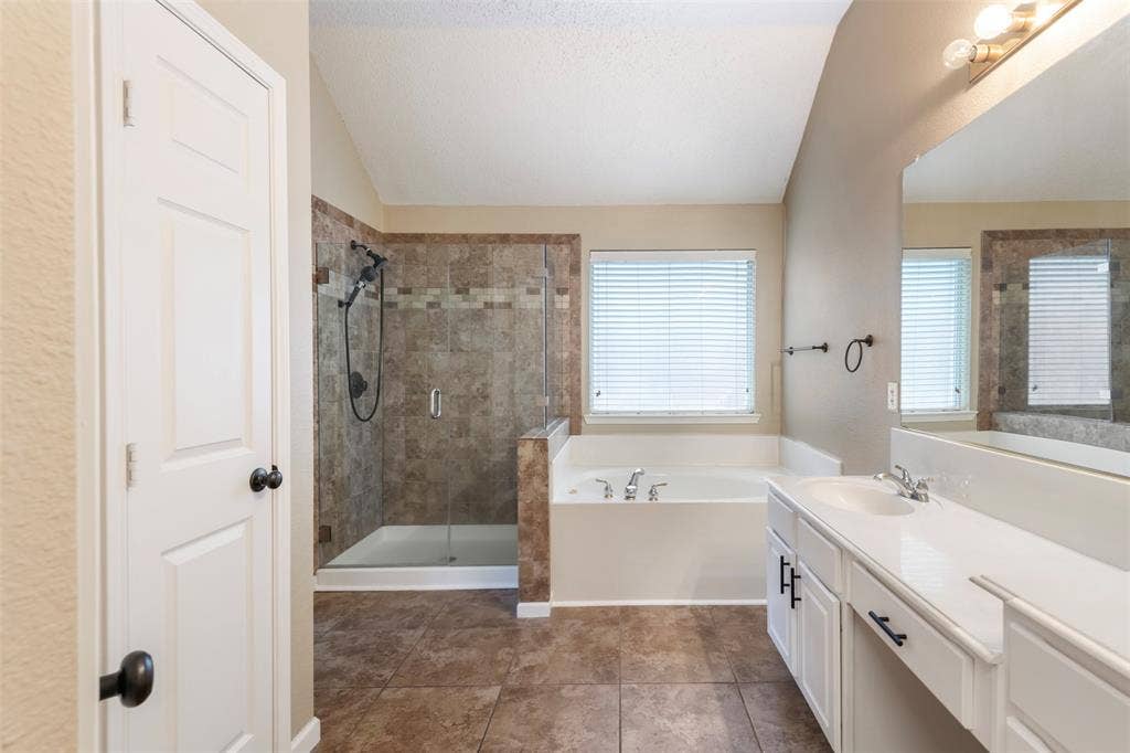2309 Tahoe Lane, Denton, TX 76210 2309 Tahoe Lane, Denton, TX 76210