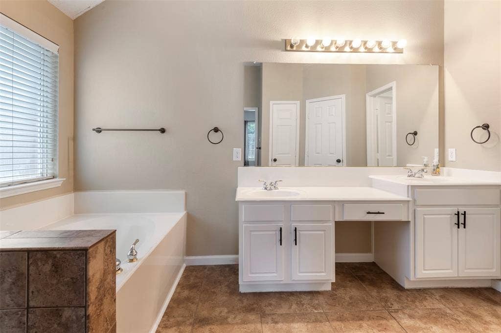 2309 Tahoe Lane, Denton, TX 76210 2309 Tahoe Lane, Denton, TX 76210