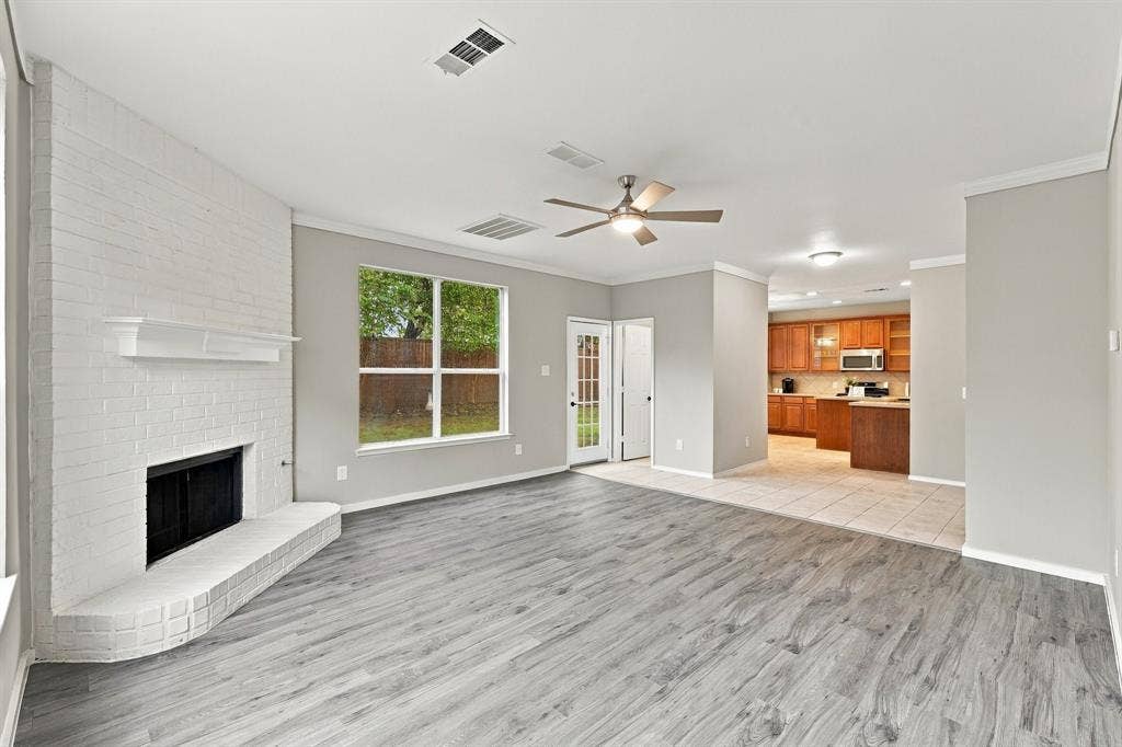 518 Briaroaks Drive, Lake Dallas, TX 75065 518 Briaroaks Drive, Lake Dallas, TX 75065