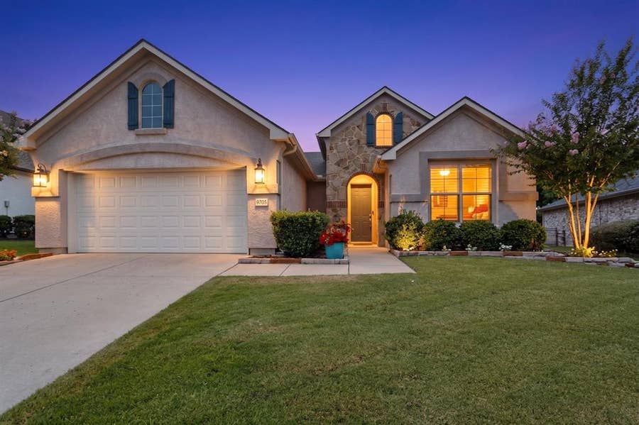 Property photo for 9705 Teakwood Avenue, Denton, TX